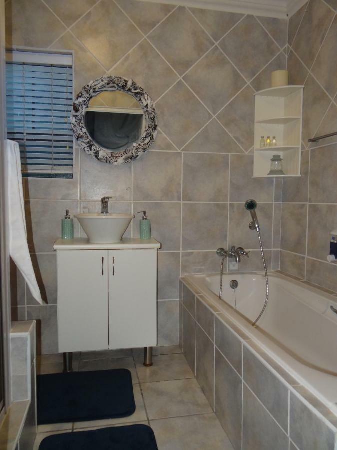 Beach House On 18P Repens Mossel Bay Exterior foto